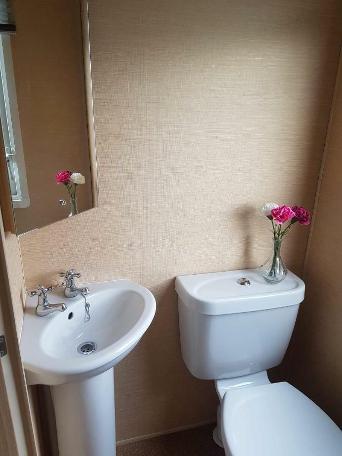 Caravan For Rent At Tattershall Holiday Park エクステリア 写真