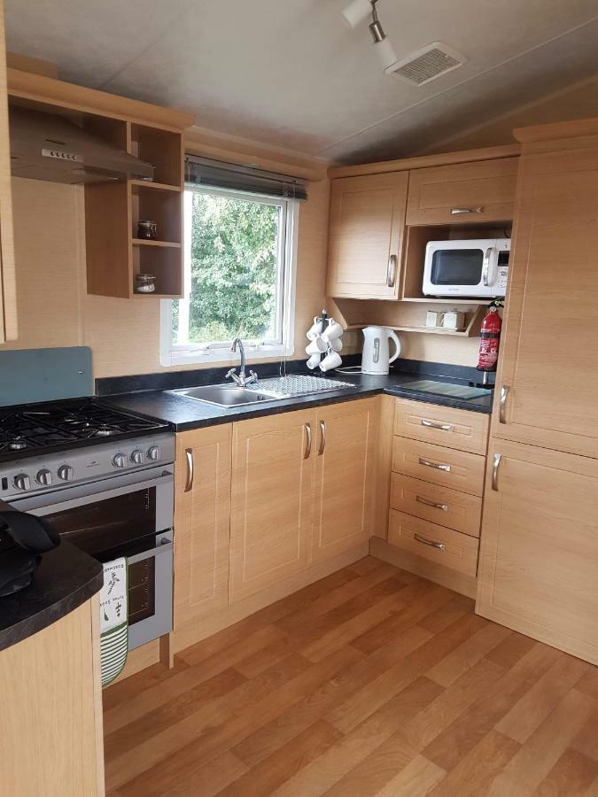 Caravan For Rent At Tattershall Holiday Park エクステリア 写真